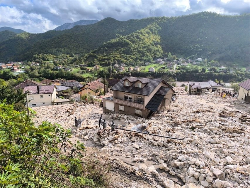 Nastavlja se potraga, tuga u Jablanici, mnoštvo stradalih